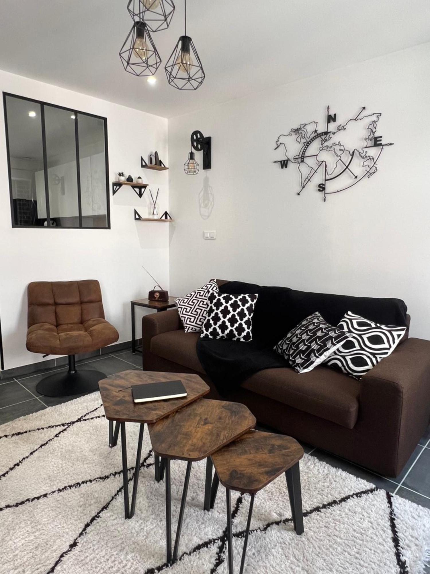 Ferienwohnung L'Atelier Crest Exterior foto